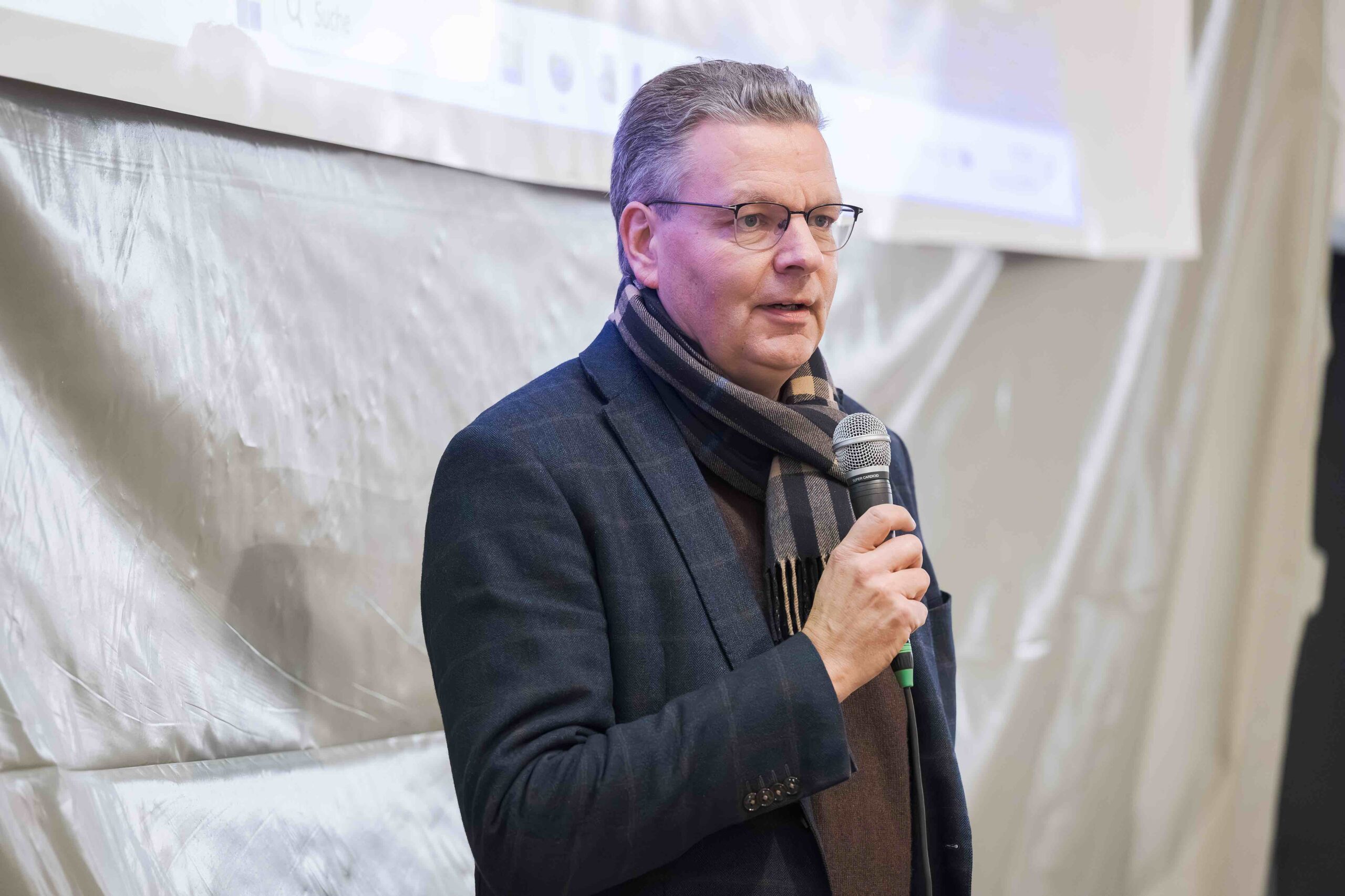 4 SE20251212 0643 HighRes min scaled