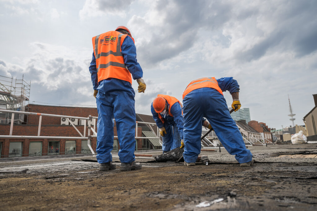 4 SE 03 20250603 0343 HighRes