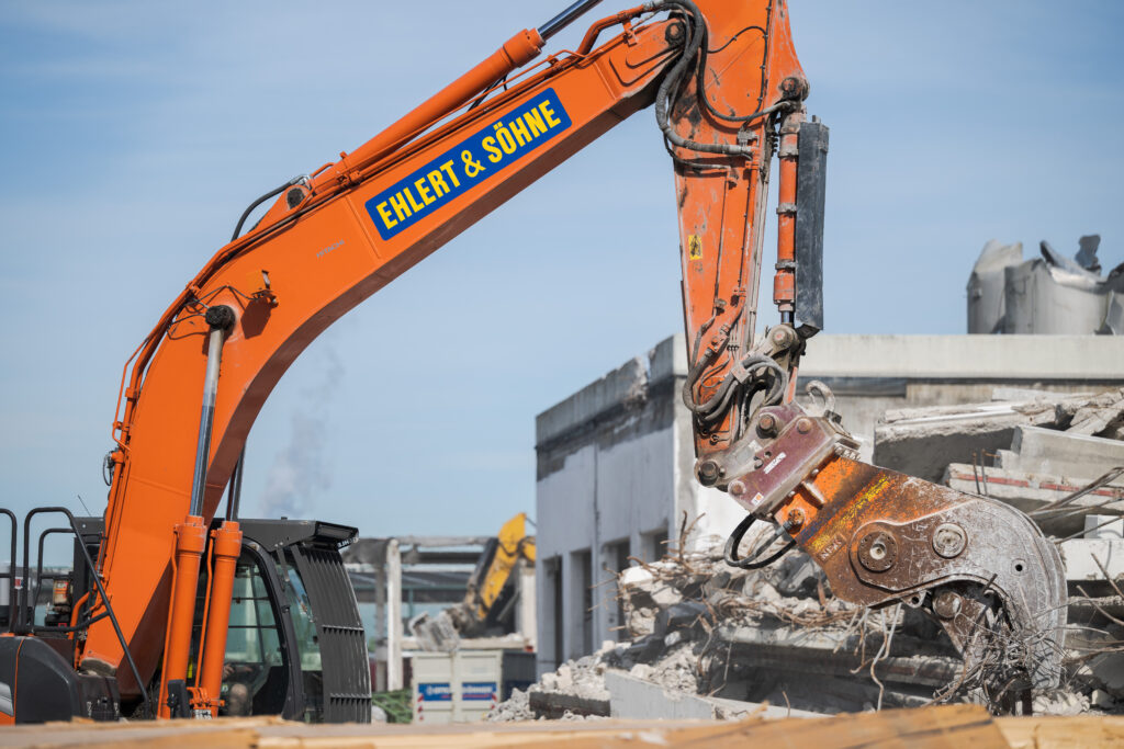 SE20250430 0241 HighRes