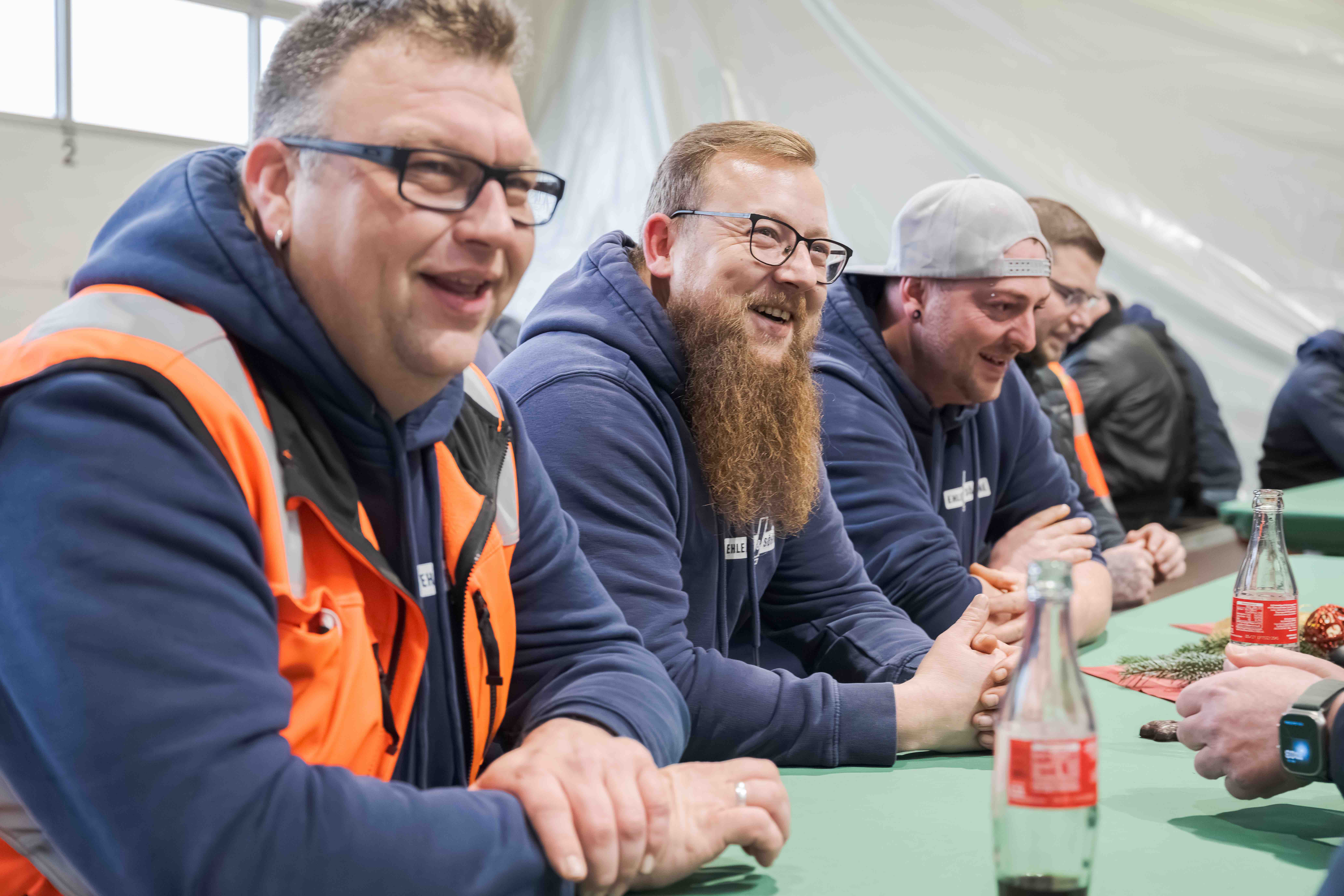 SE20251212 0316 HighRes min