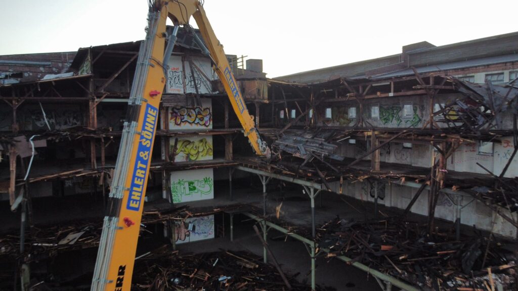 eb5e2394 f47d 4c02 aa26 681bde6a4235