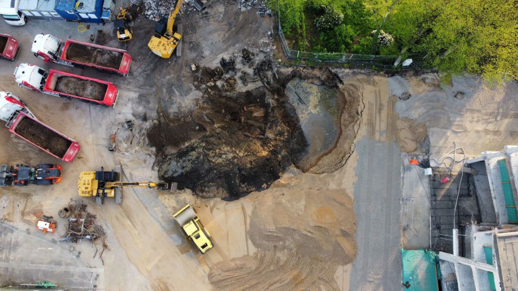 fbd6db61 c6ce 4478 9c35 c49744535a0d 1